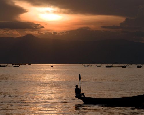 Boat Safaris, boat launch safari